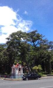 El-Parque-Espana.-COSTA-RICA-MERCEDES-LIMOUSINE-TOURSead93658085d7fb9.jpg